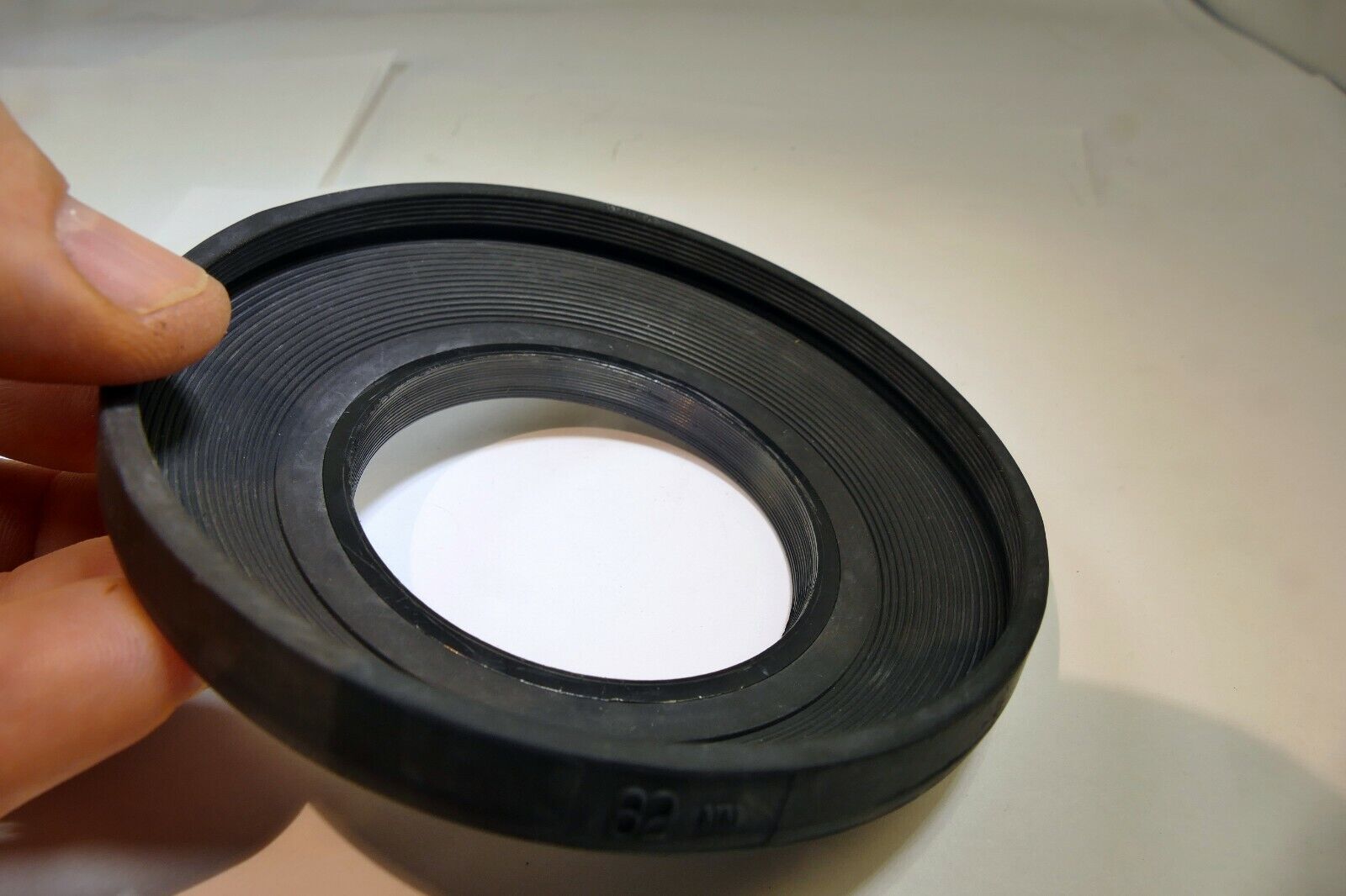 62mm Lens Rubber Hood shade wide angle for 24mm f2.8