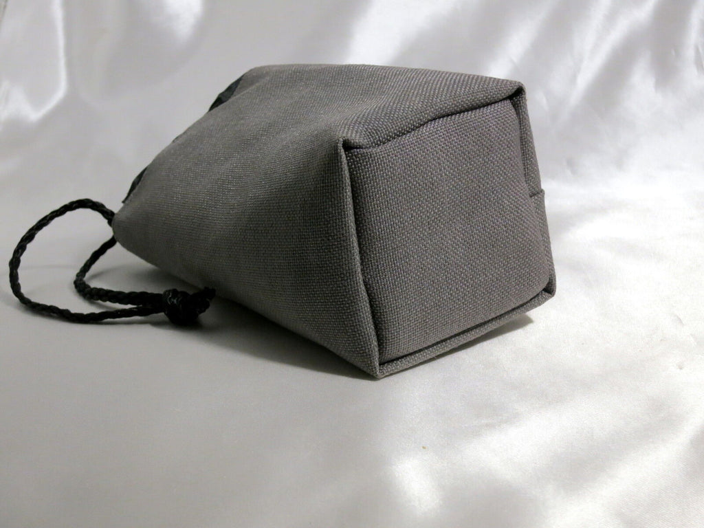 Soft Gray Fabric Lens protective Case Pouch h5.5"x w2.5" R.O.C. - Taiwan 9104039