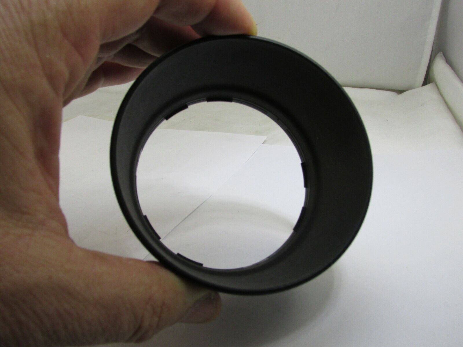 Lens Hood Shade adapter unknown brand twist on type 75-76mm ID telephoto
