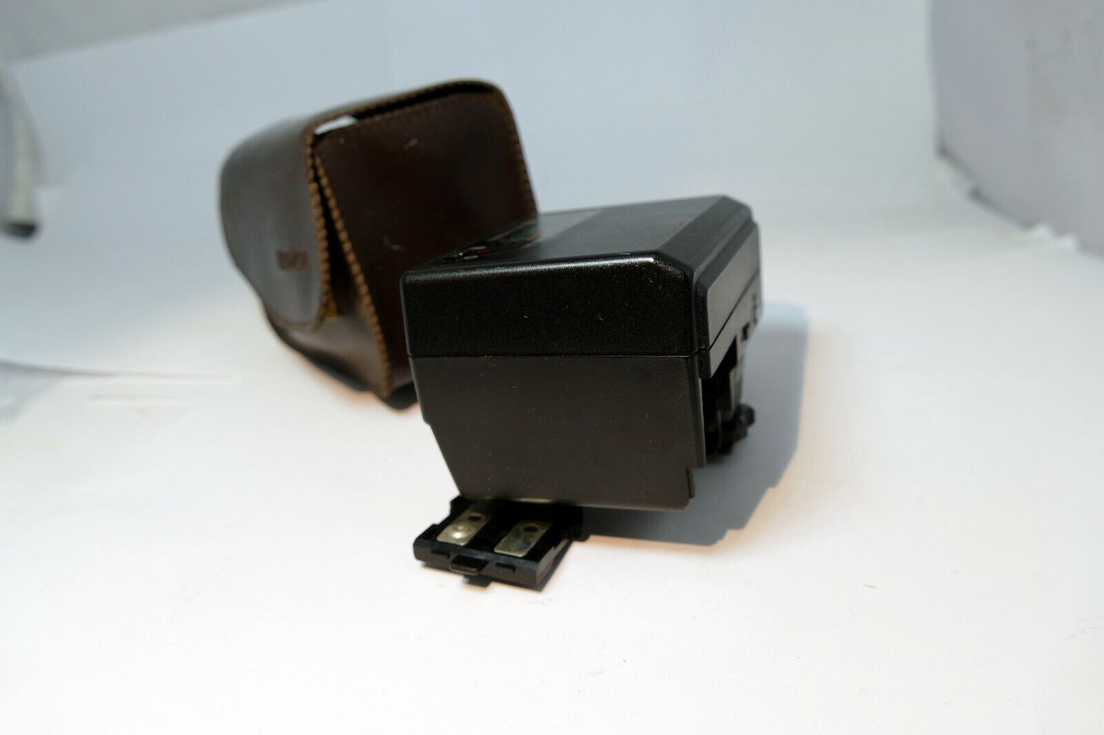 Konica X-24 Flash - AS IS for parts damaged battery door
