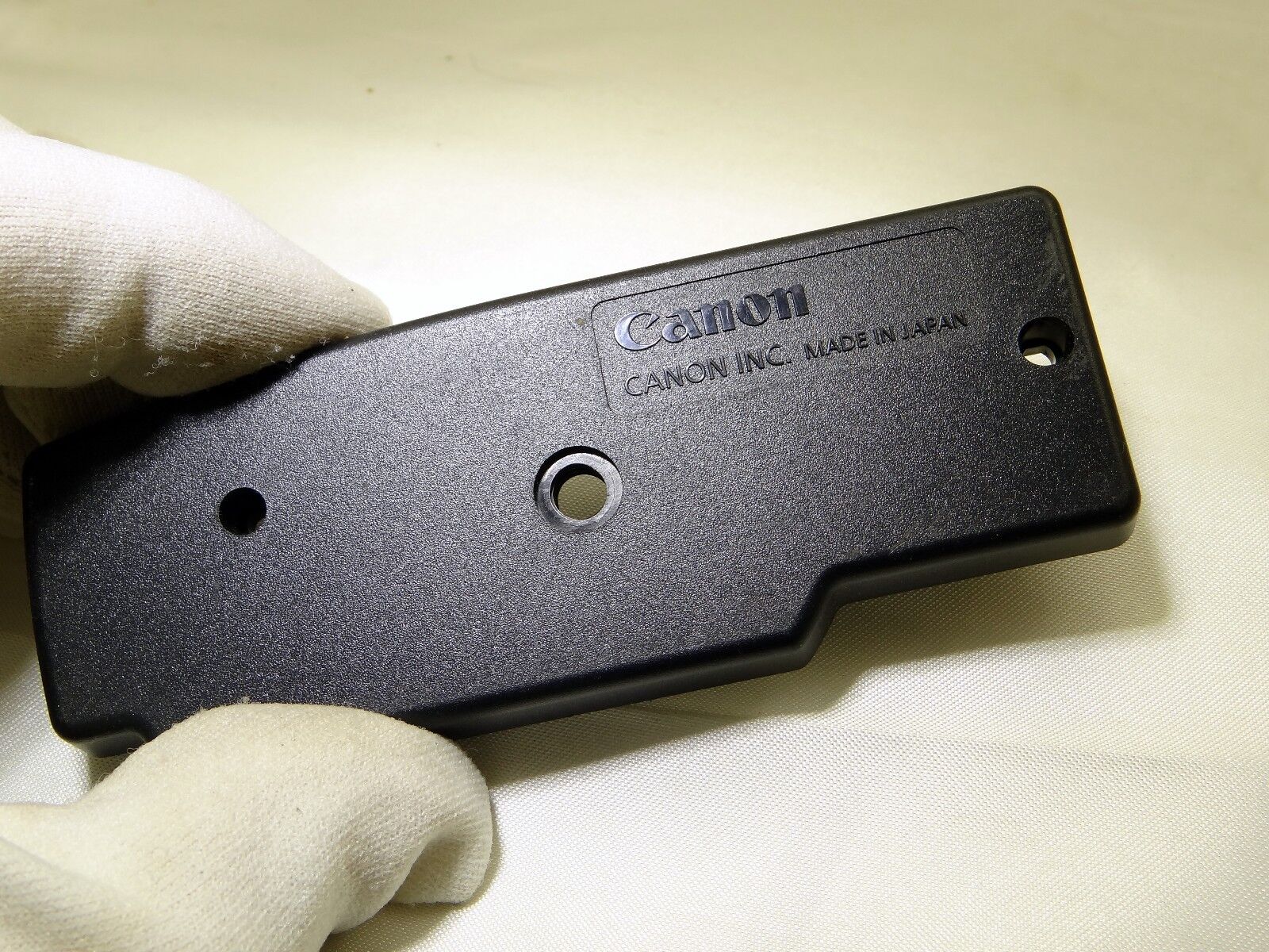 Canon camera bottom part