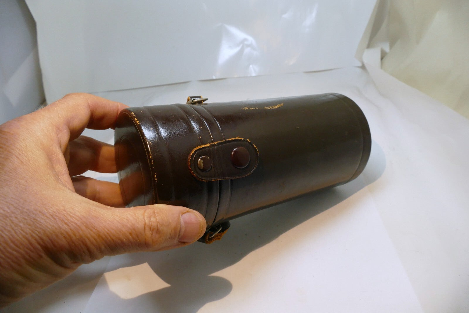 Hard Lens Case (for 200mm f4 lens) vintage leather brown 3.5X7"