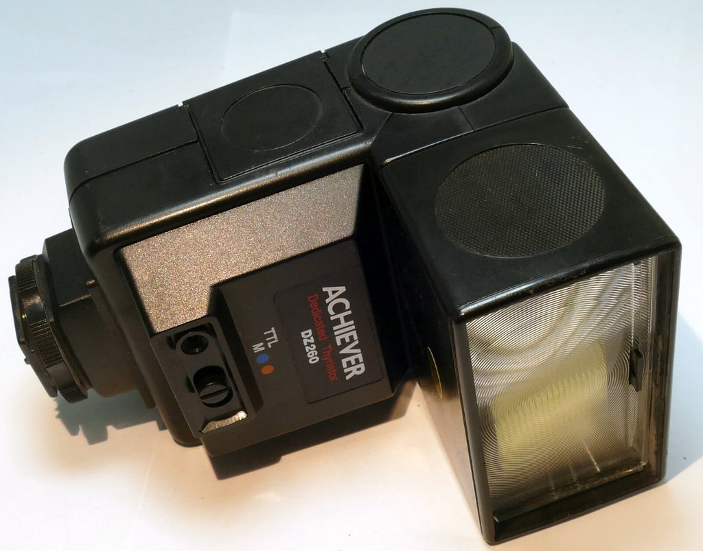 Achiever Dedicated Thyristor DZ260 automatic Flash For OM-1 Olympus  OM-2n