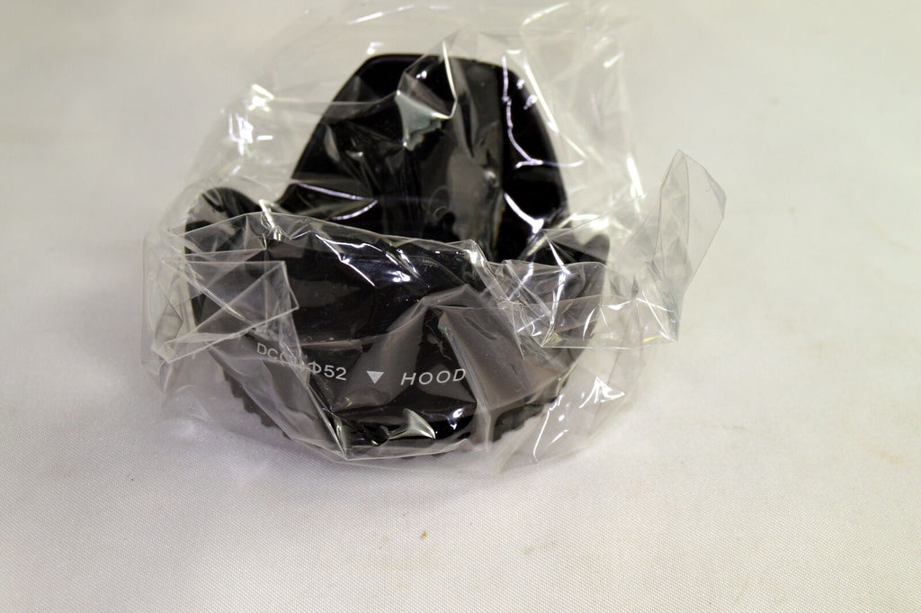 52mm Flower Petal Lens Hood Telephoto screw in type for 18-55mm AF-S lens shade