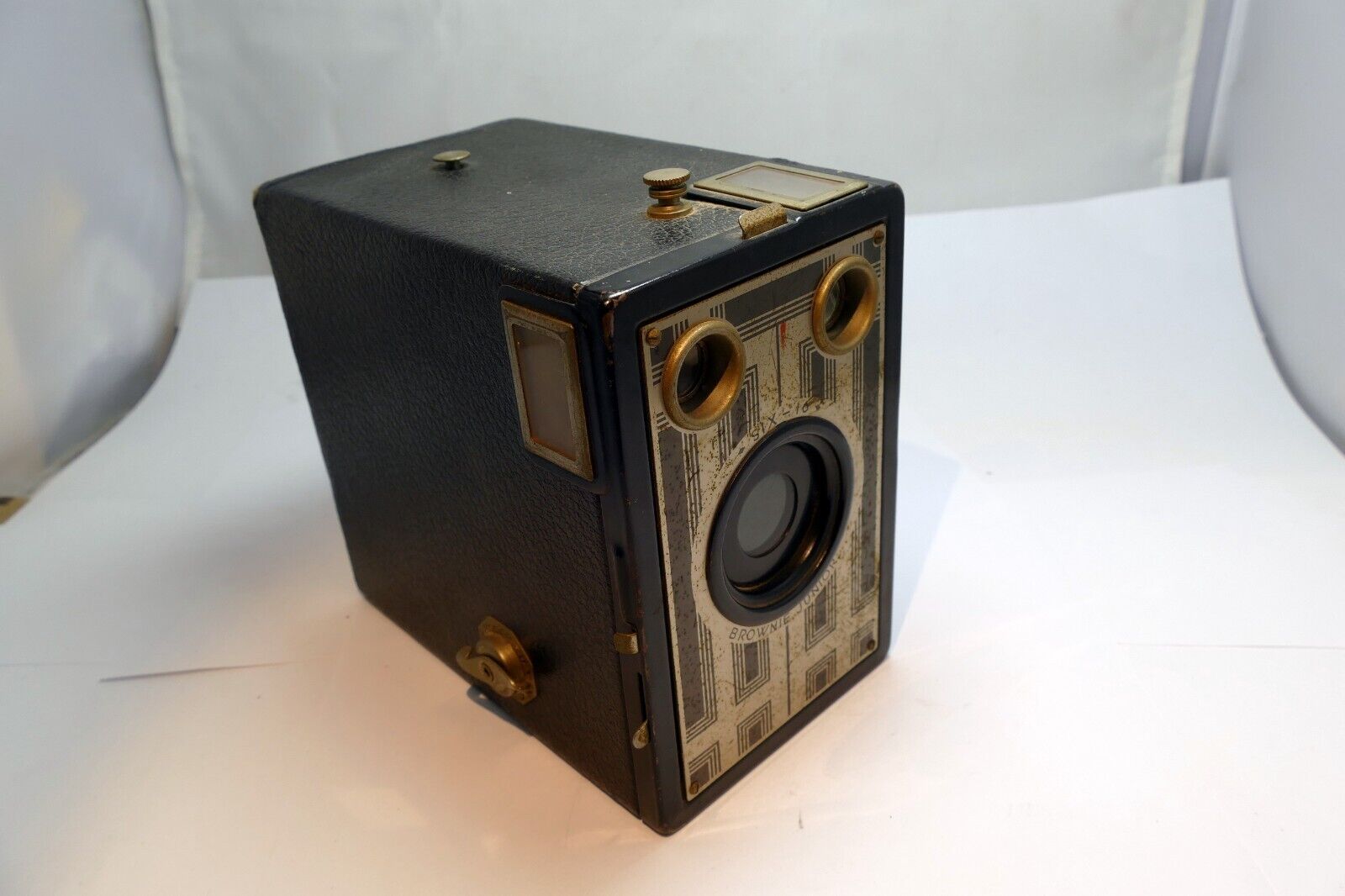 Browning Junior Six 16 Box camera