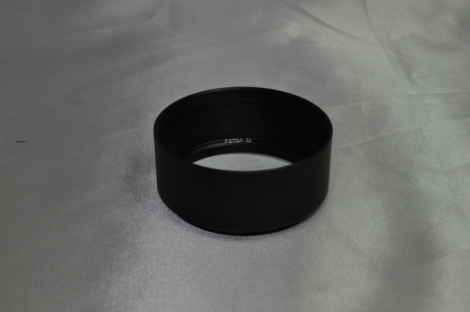 Fotga 52mm Metal Lens Hood screw in type telephoto 85mm 105mm O206046