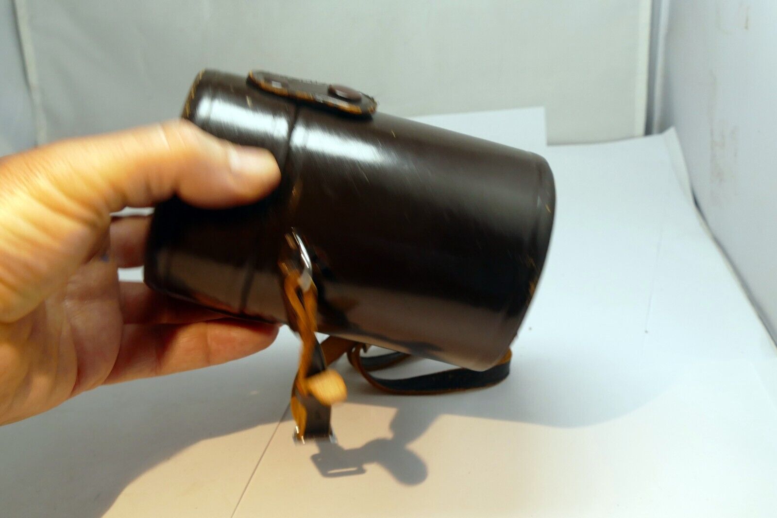 Nikon NIKKOR Lens Hard Case (for 85mm f1.8 Nikkor Ai-s f2 Non-AI ) - Genuine OEM