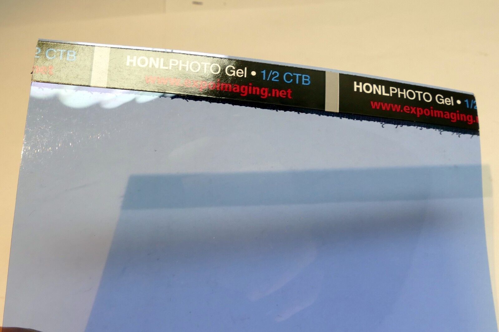 Honl Photo Color 1/2 CTB Blue rectangular 4X3" gel filter for flash cooling