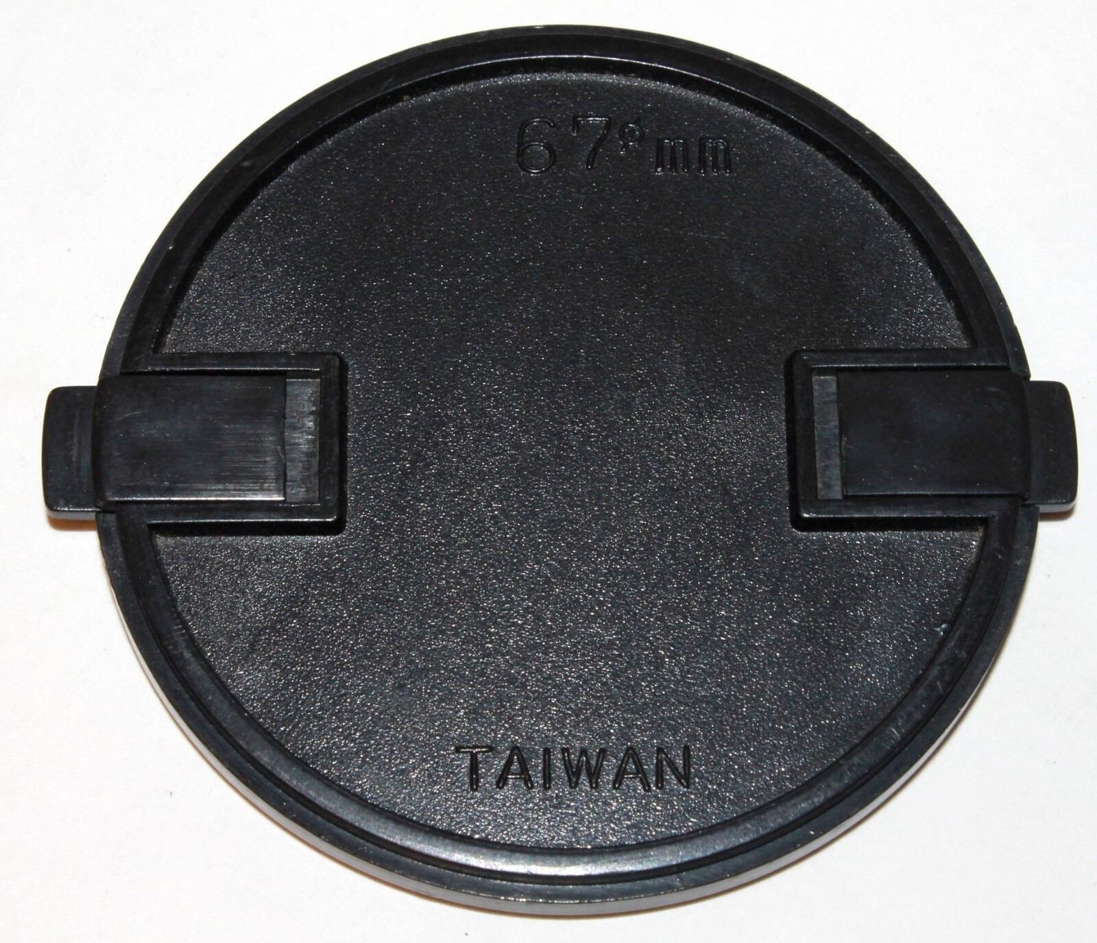 Front Lens Cap 67mm made in Taiwan snap on type vintage