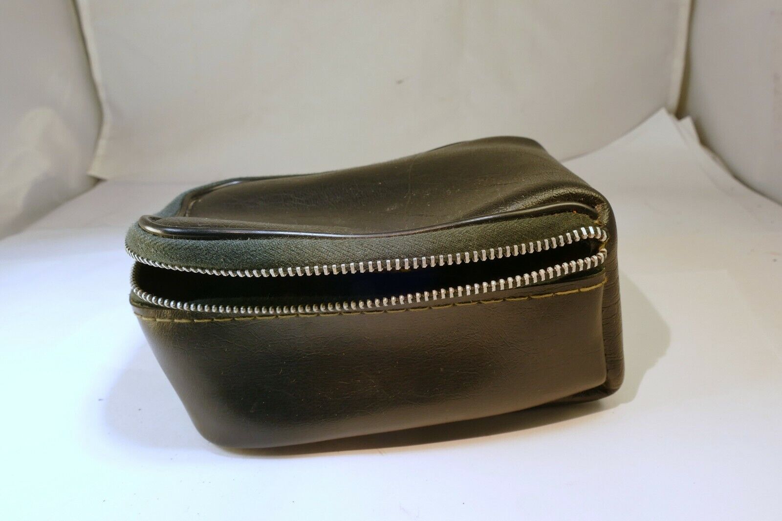 semi soft Case for 35mm rangefinder  cameras 5X4X2.5"