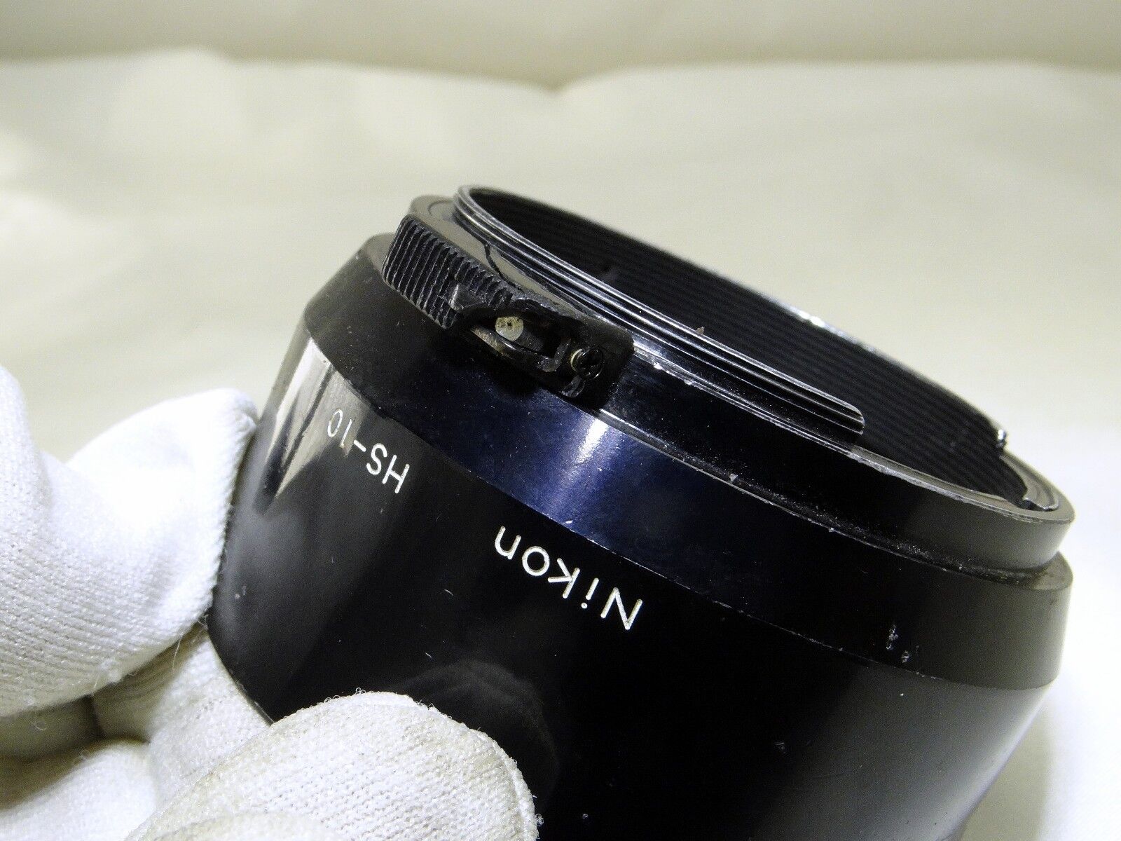 Nikon HS-10 Hood Shade Metal clip on for 135mm f3.5 85mm f2.0 105mm Genuine EOM