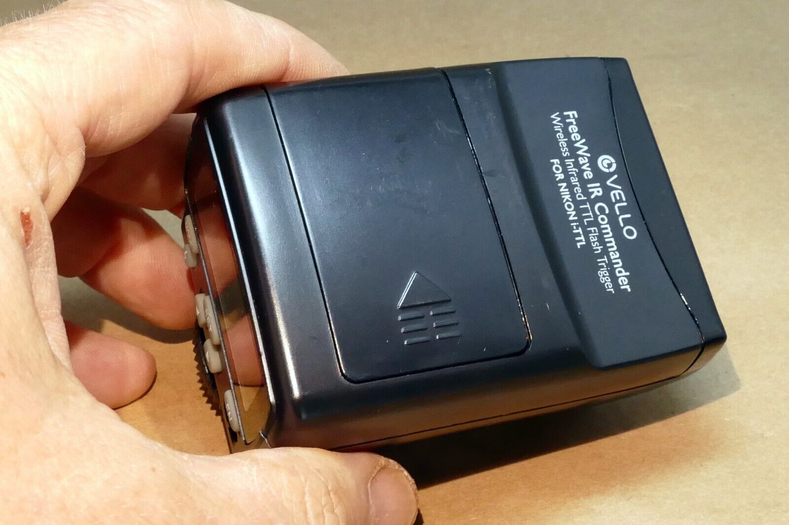 VELLO FREEWAVE IR COMMANDER WIRELESS flash control for NIKON i-TTL SB-900 910