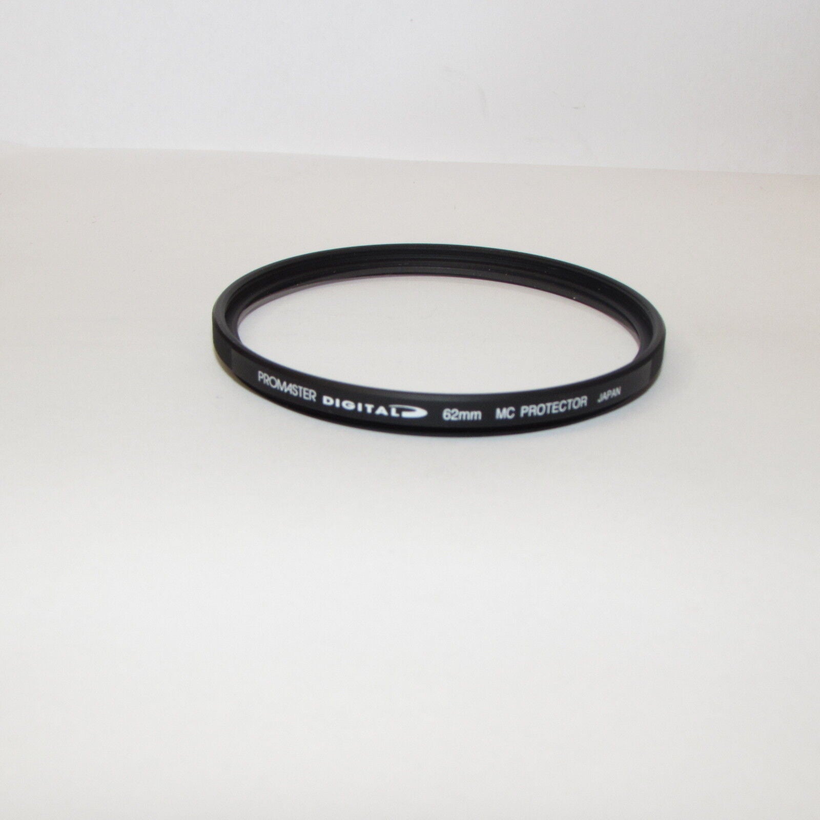 Used Promaster Digital MC Protector  62mm Lens Filter Made in Japan O301024