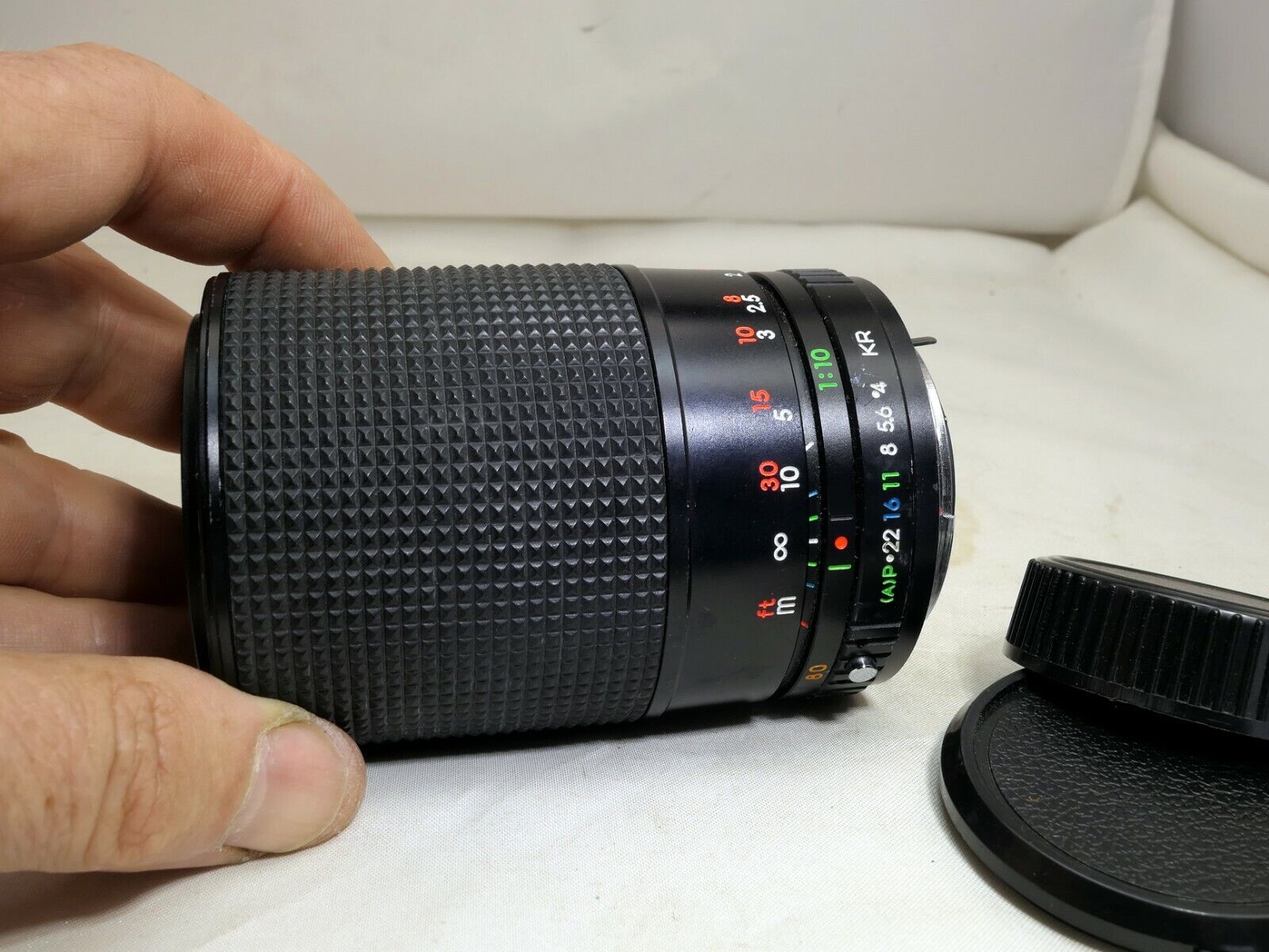 Sakar 80-200mm f4-5.6 manual focus for Pentax KR KA A mount digital