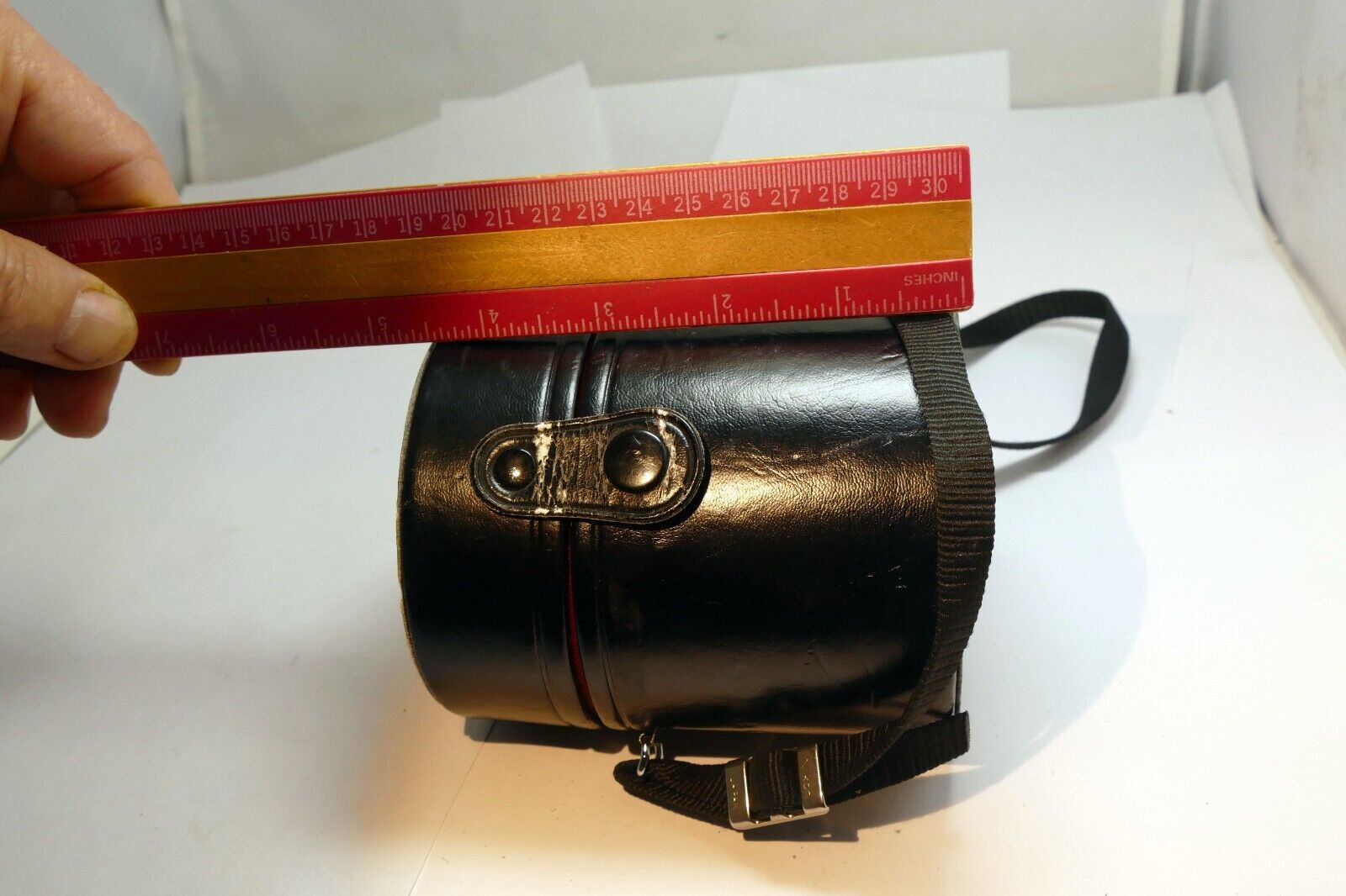 Nikon CL-34A Lens Hard Case (for 50mm f1.4 Ai-s Nikkor ) - Genuine OEM