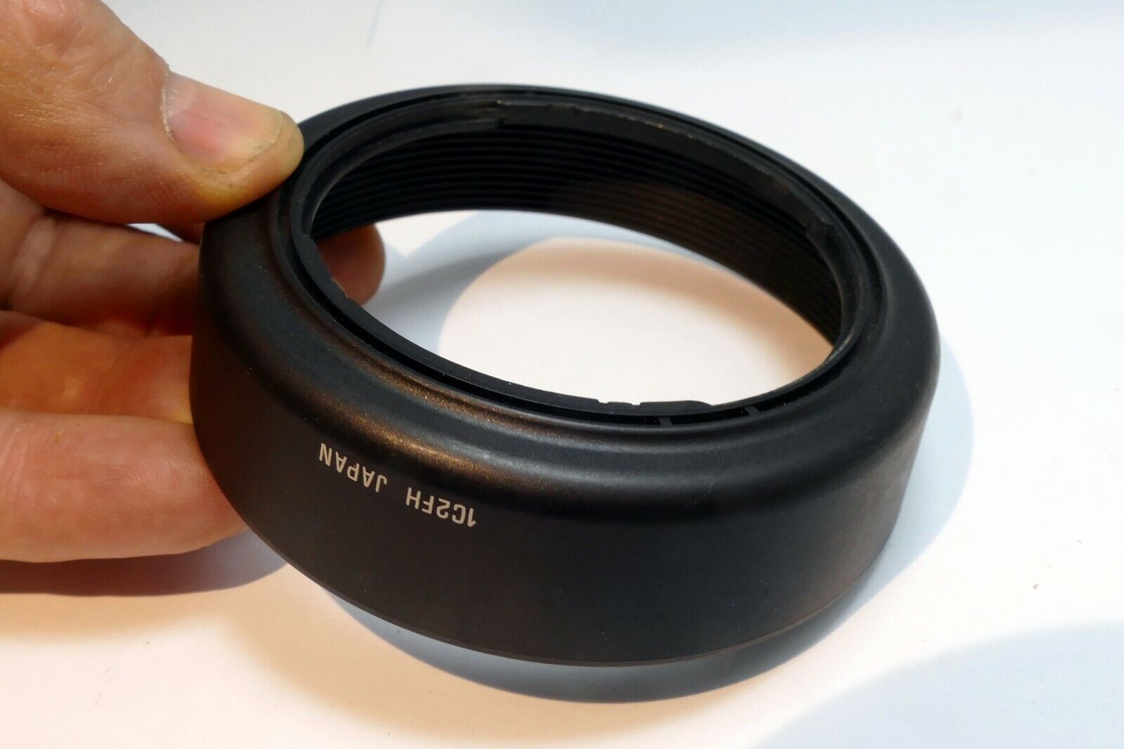 Tamron 1C2FH Lens Hood Shade 28-80mm F35-5.6 AF (58mm rim)