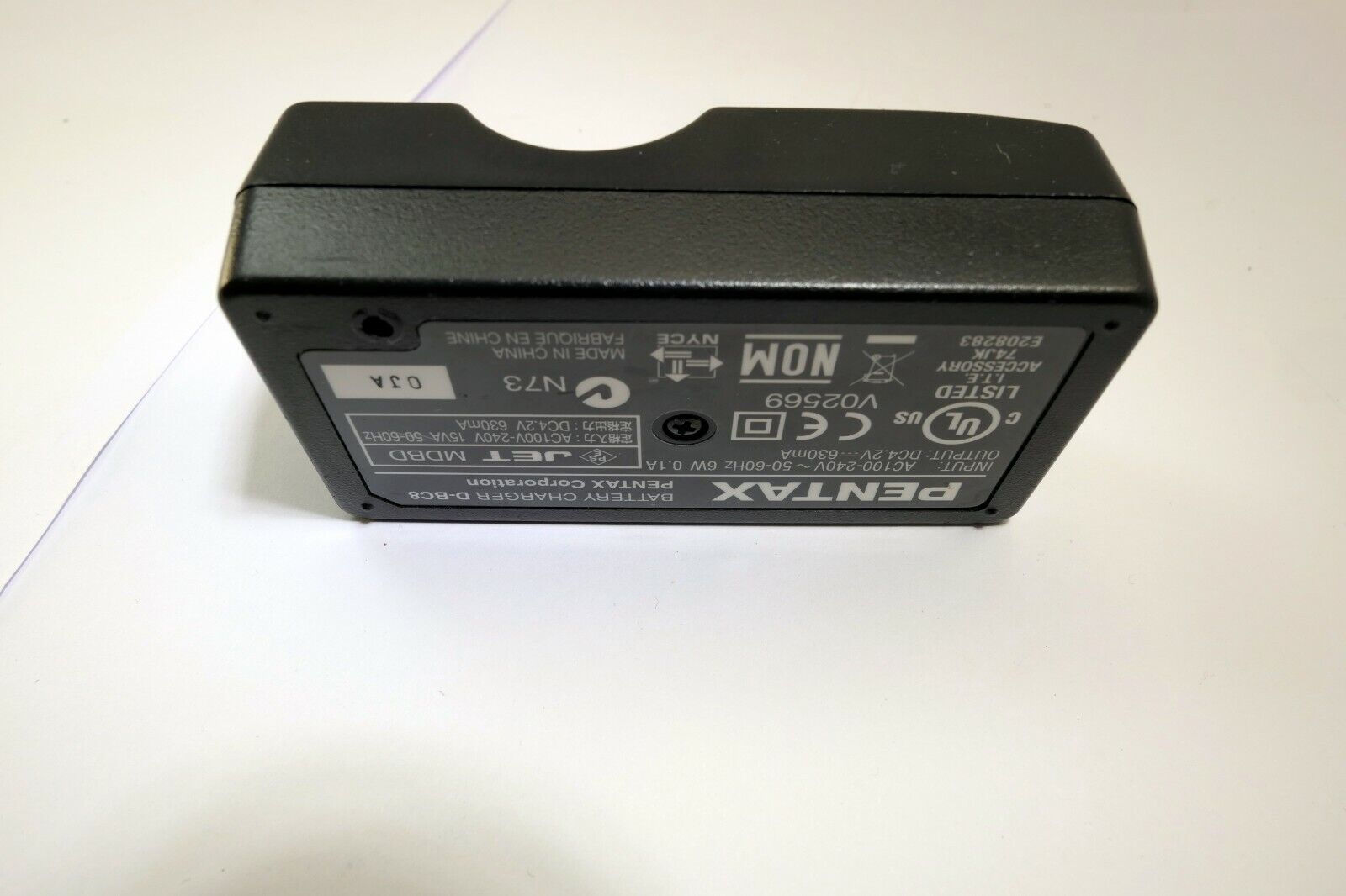 PENTAX D-BC8 Battery Charger Genuine Original  (missing  AC Cord )