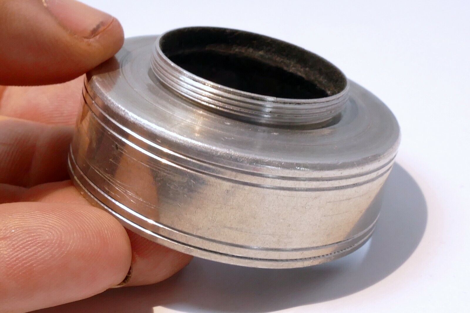 Kodak Lens Hood series V 5 33.3mm OD screw in threaded