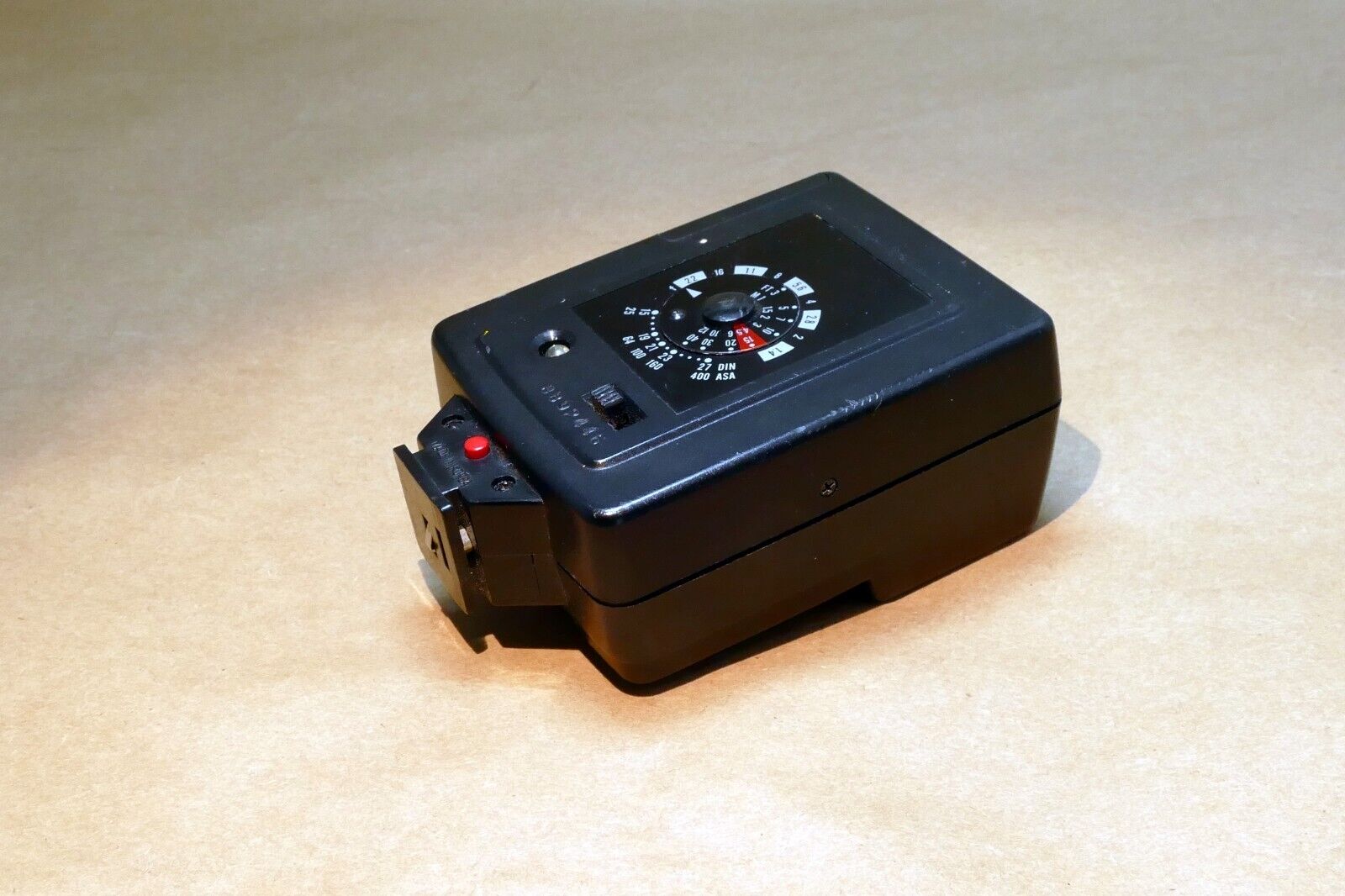 Vivitar auto 215  flash -  for parts with corrosion - AS IS