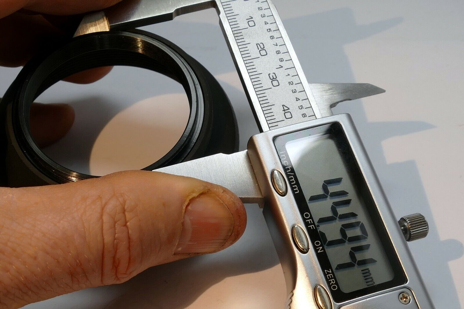 46mm screw in  Rubber Lens Hood Shade collapsible for telephoto 50mm 85mm lenses