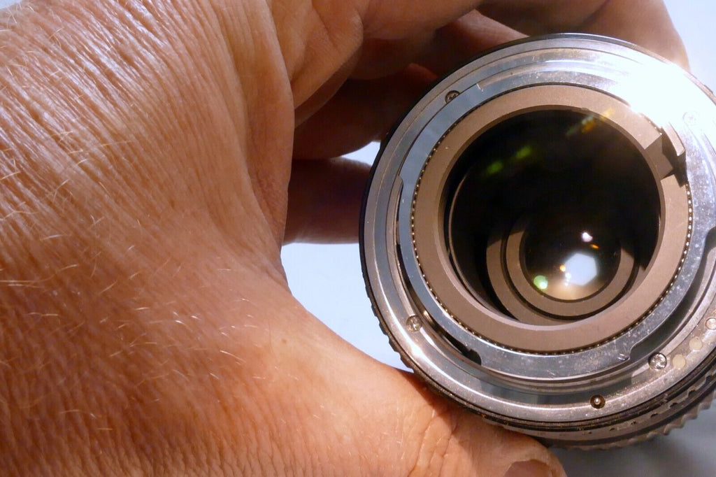Sears 28-70mm f3.5-4.5 for PENTAX K KR manual focus lens - With separation haze