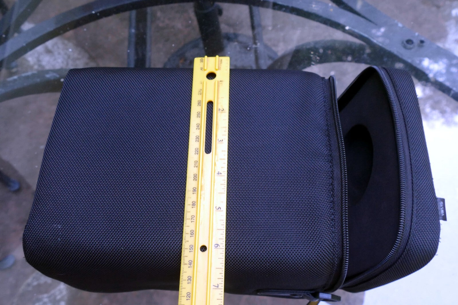 Sigma Padded Soft Lens Case for 70-200mm f/2.8 DG DN OS Sports lens 5X10" - OEM