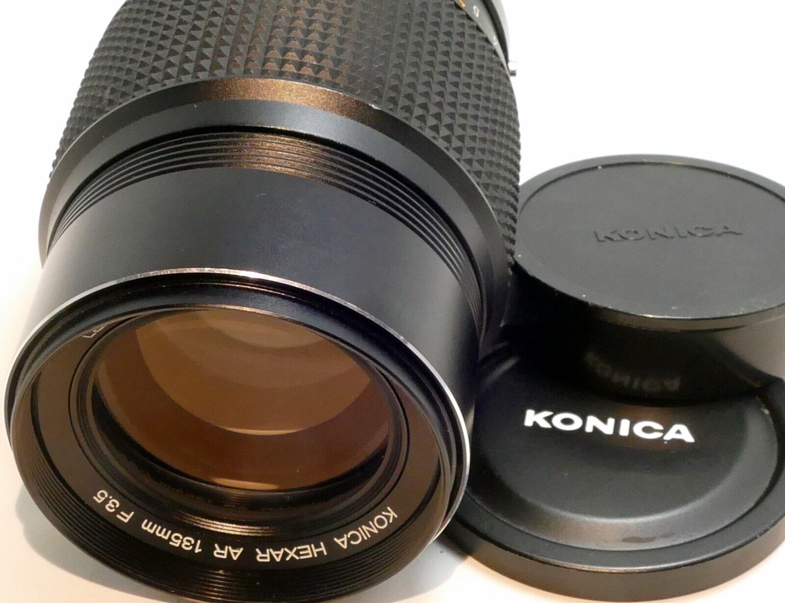 Konica 135mm F/3.5 Hexar AR Mount Lens w/ caps telephoto - Mint condition