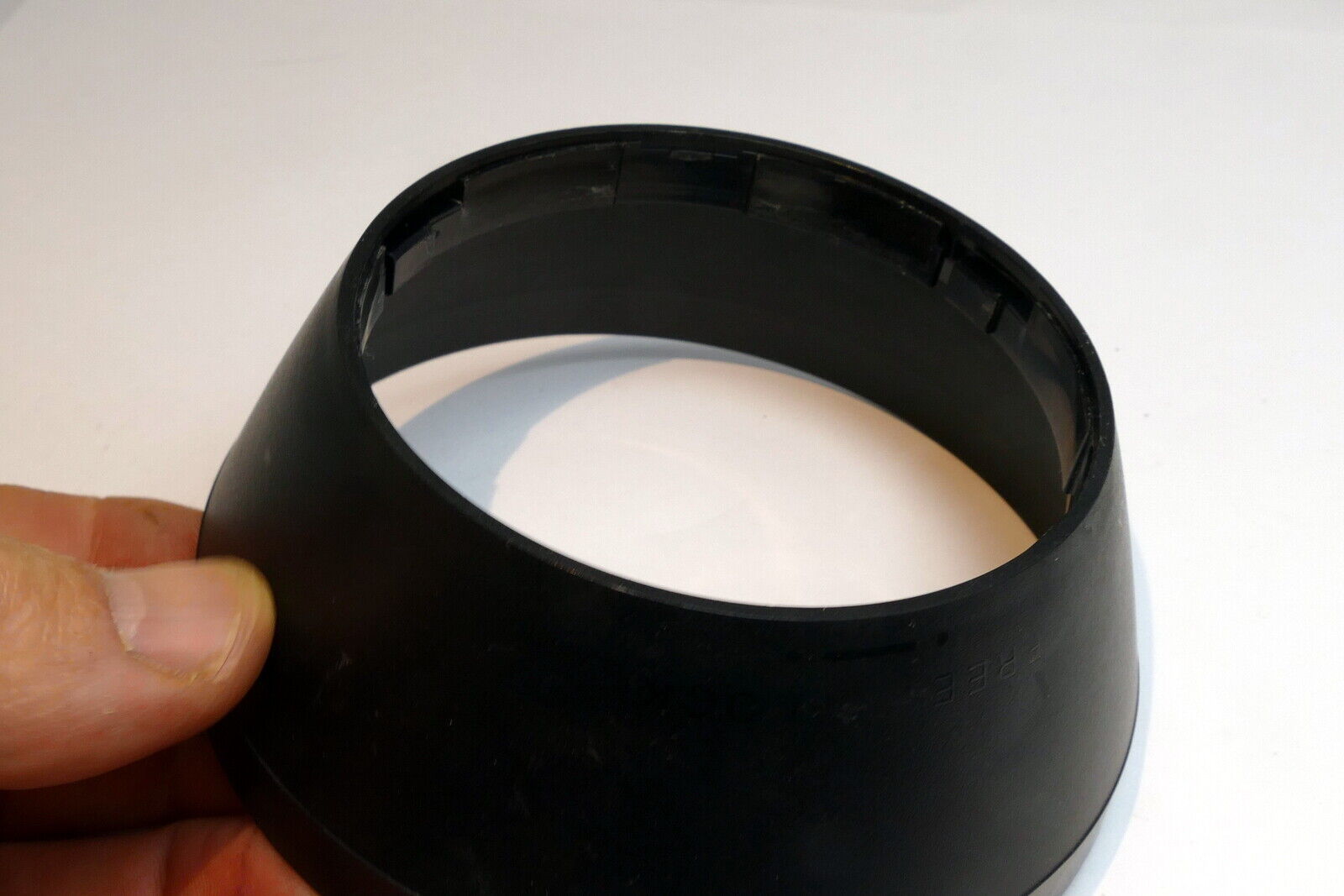 Fujinon 75mm Lens Hood Shade for FUJINON TV UM f1.6 10-110mm Lens HZ-811 72mm