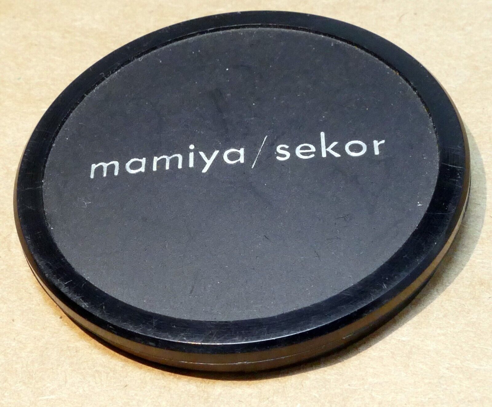 Damaged Lens Cap Mamiya sekor 55mm  (missing clips) for parts not working