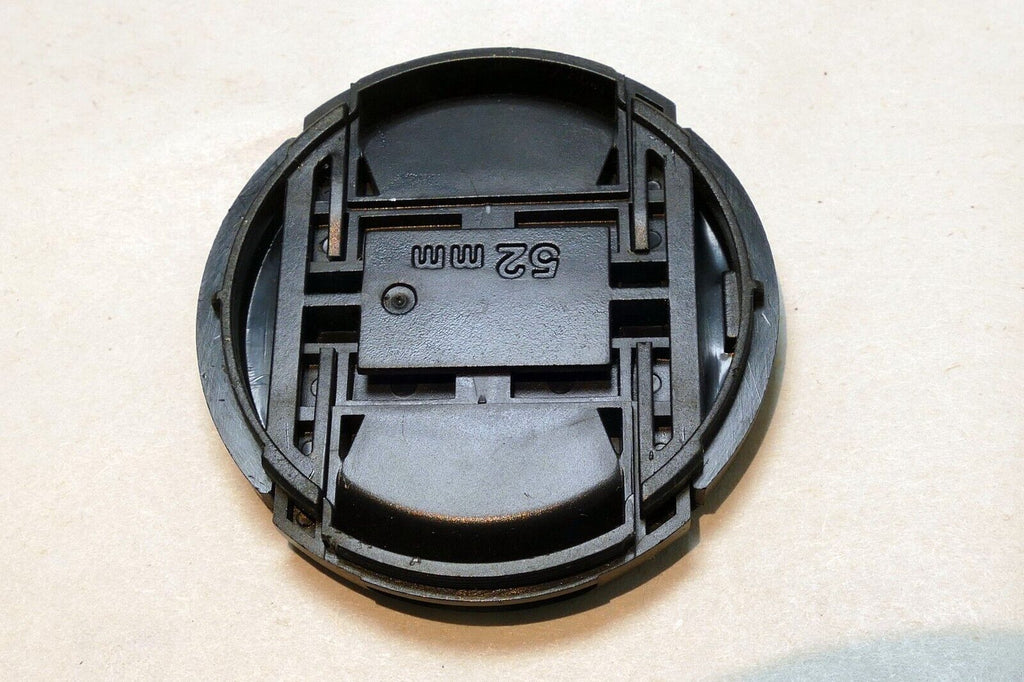 52mm lens front cap (snap on type) 55-200mm f/4.0-5.6 XR EDO LD