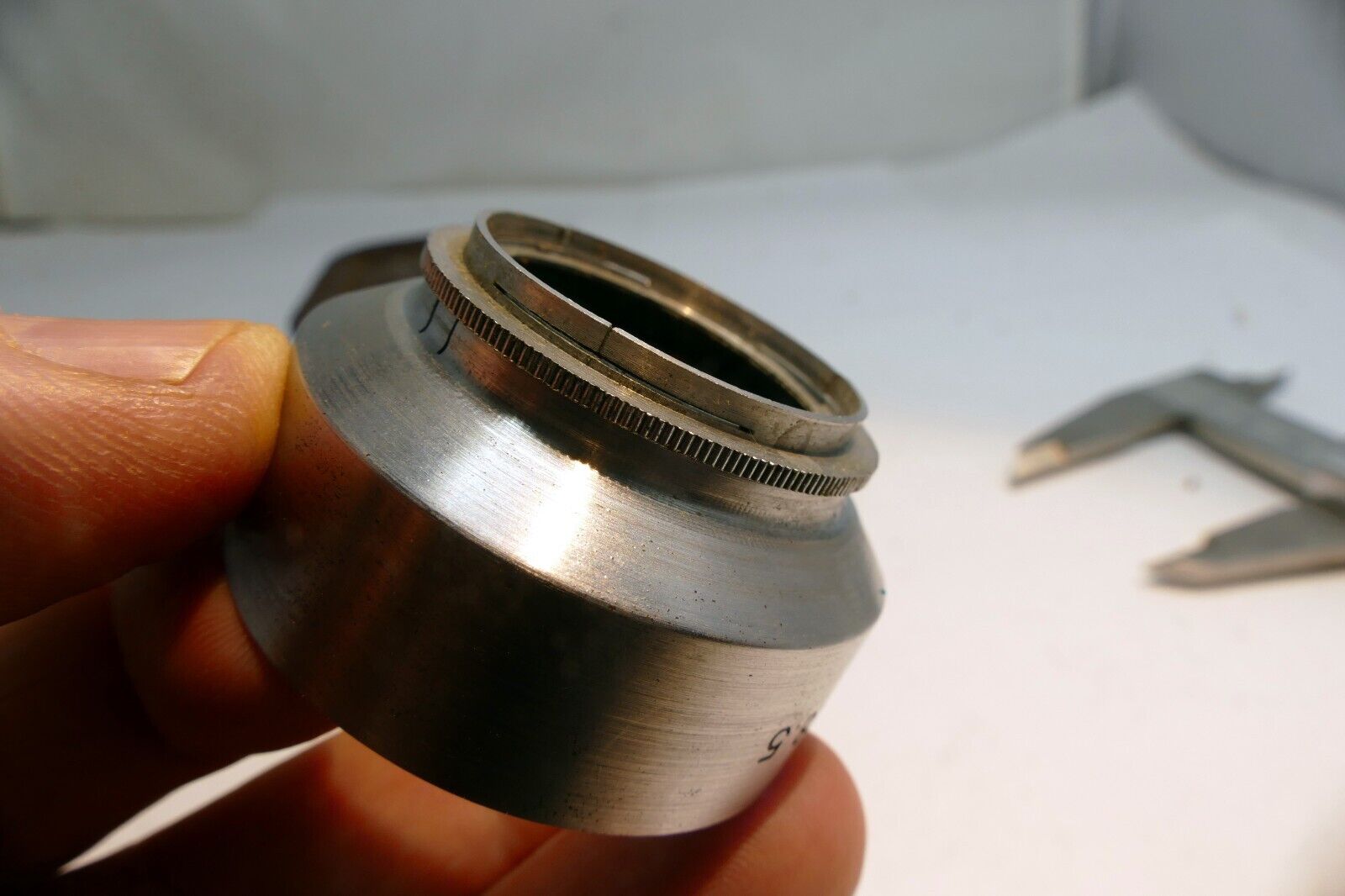 28.5mm Metal Lens Hood series 5 V 30mm OD for Ziess vintage with case