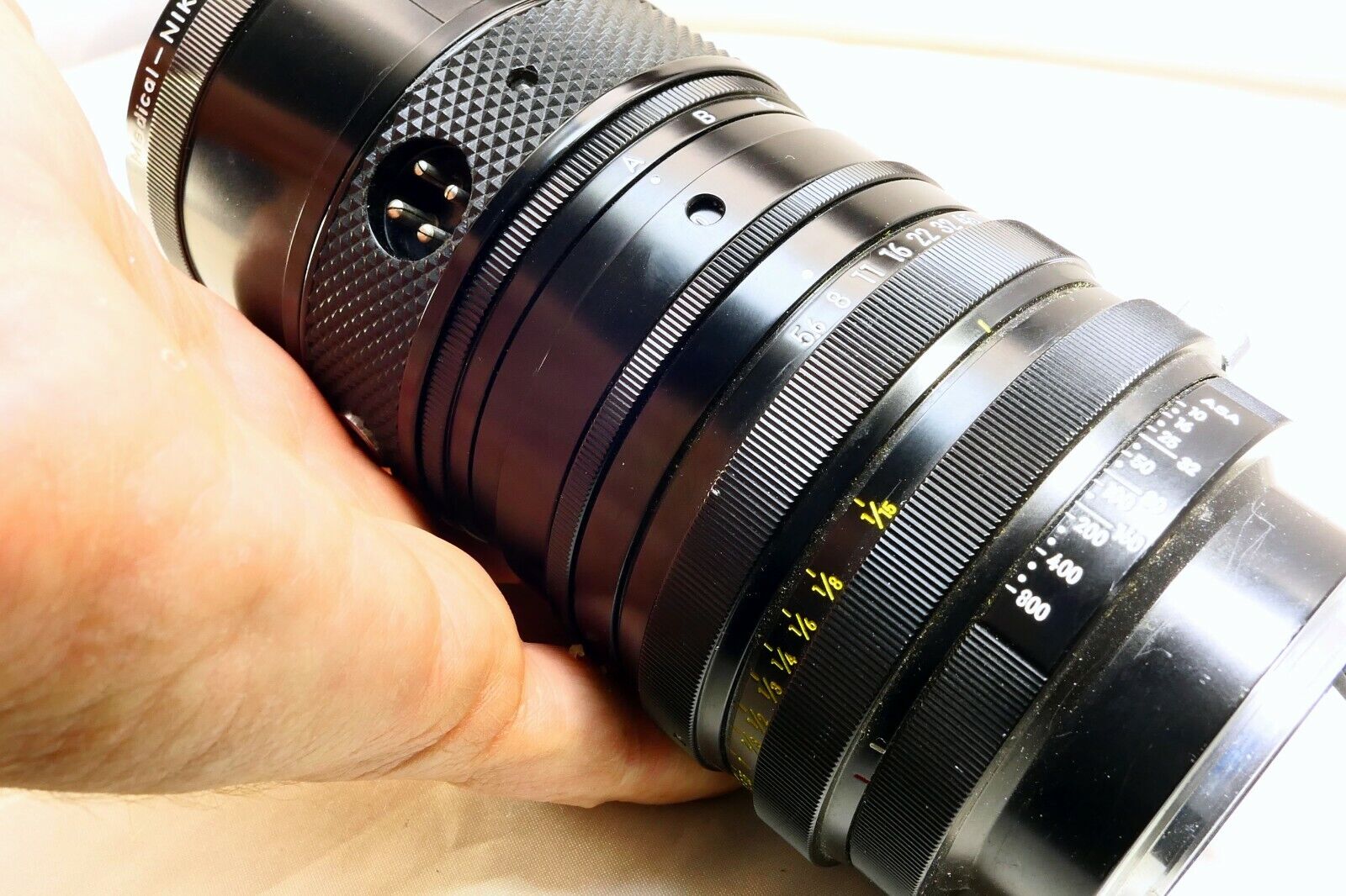 Nikon MD - Nikkor Auto 200mm f5.6 Nippon Kogaku Japan lens 4 pin model