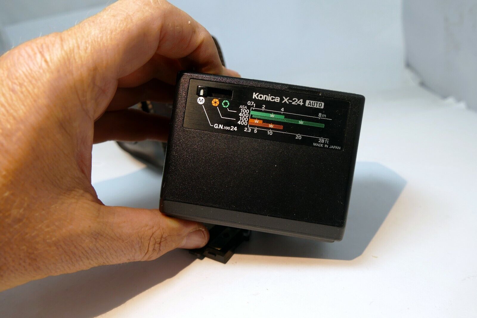 Konica X-24 Flash - AS IS for parts damaged battery door