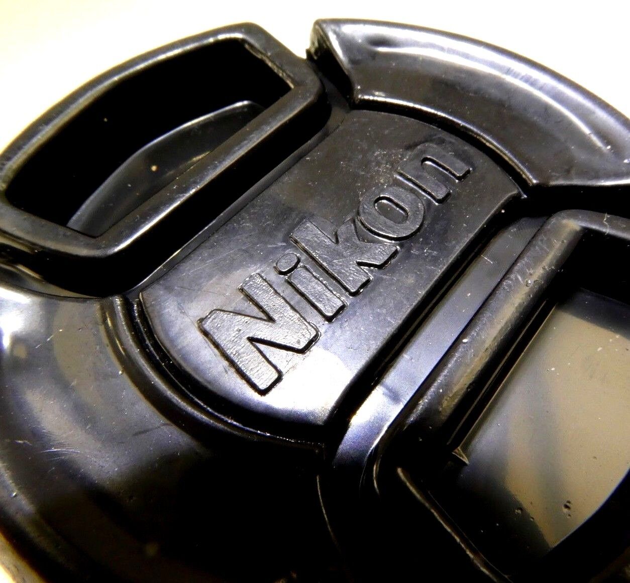 Aftermarket  52mm Black Front Lens Cap Snap On for  18-55mm AF-S