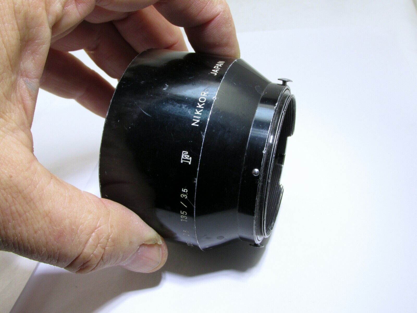 Nikon F Hood Shade Metal clip on for 135mm f3.5 85mm f2.0 105mm f2.5 Nikkor