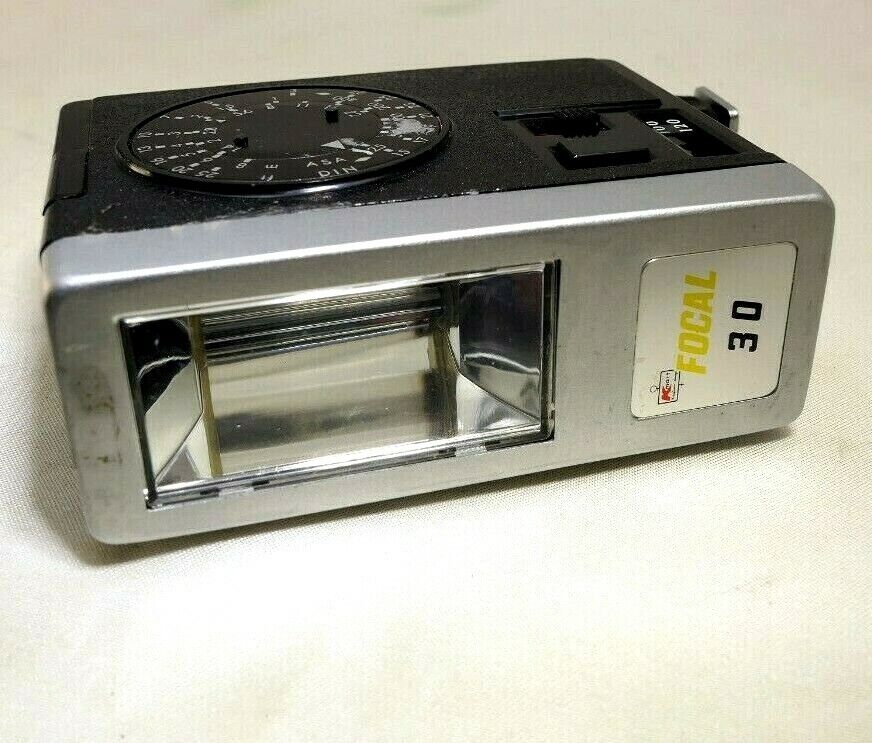 Focal 30  Flash does not work - sold for parts AS IS