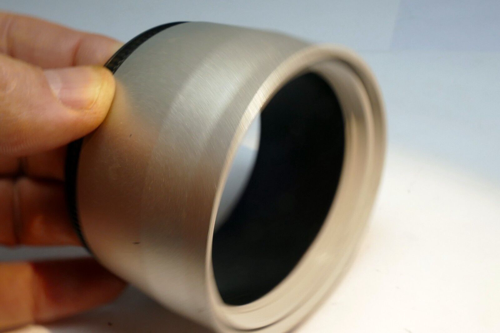 63mm to 72mm  Plastic Lens Hood Shade adapter