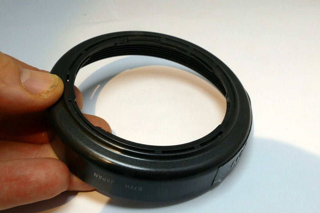 Tamron B7FH plastic Lens Hood Japan for 24-70mm f3.3-5.6 AF zoom 62mm rim