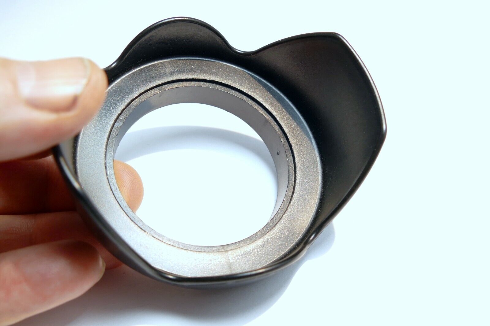 58mm LENS Hood Shade screw in petal plastic single threaded for 18-55mm IS EF-S