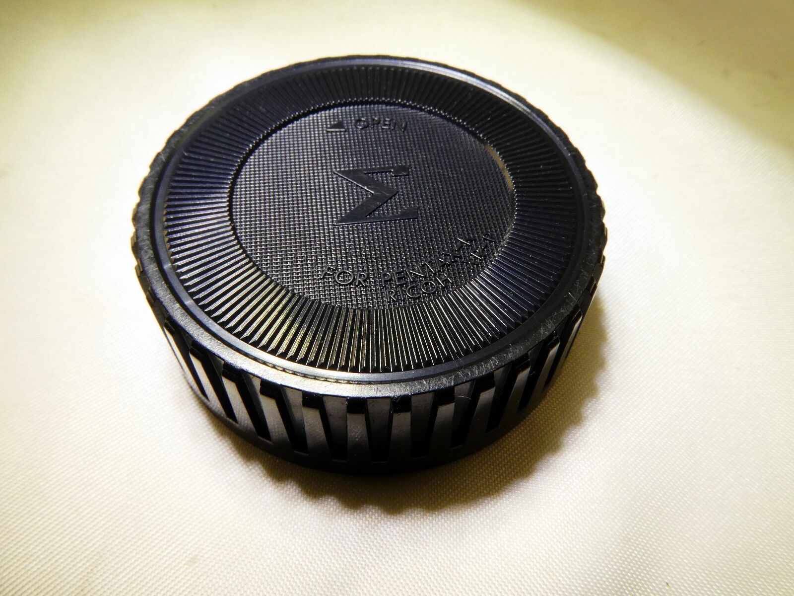 Sigma K PK KR  bayonet lens mount Rear Lens Cap for Pentax Ricoh XR twist on