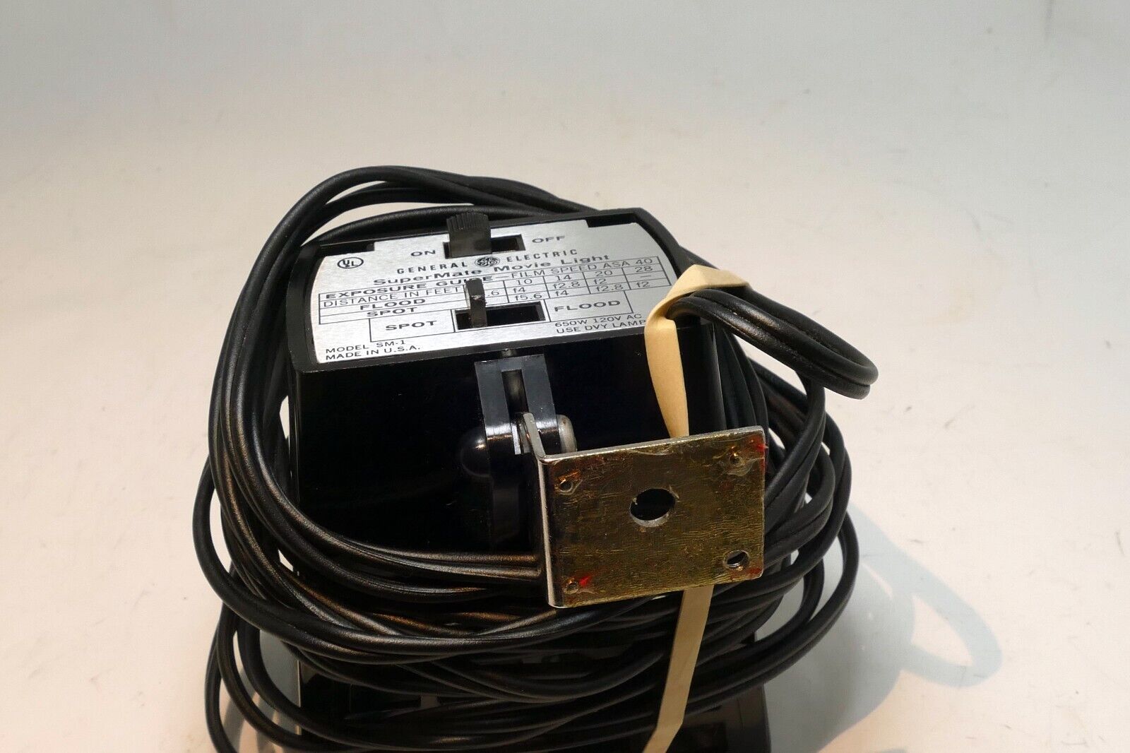 GE Super Mate Movie Light The Perfect Mate for Super 8 Cameras - vintage, works
