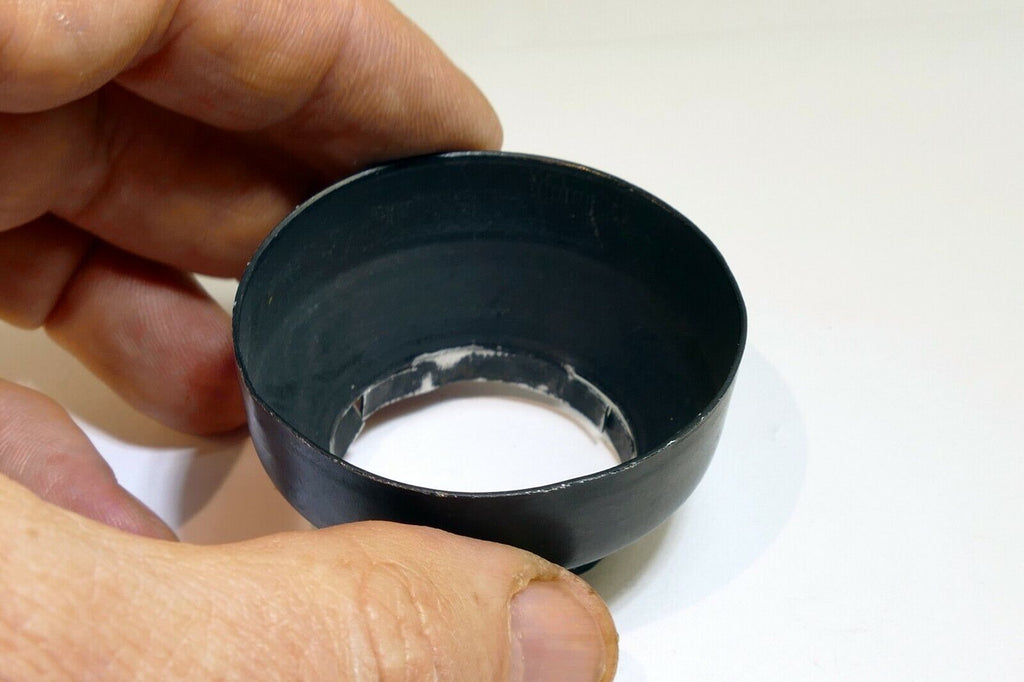 32-33mm series 5 V Metal Lens Hood Shade twist on type