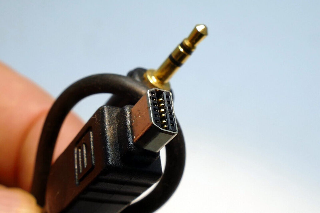 Camera 2.5mm TRS  Male to USB Male cable  for camera  1 foot long audio