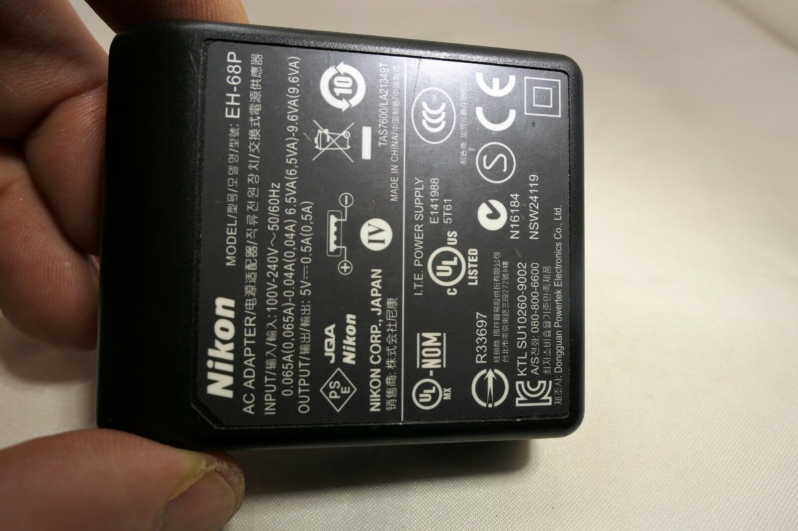 Nikon EH-68P AC USB battery charger adapter for Coolpix cameras Genuine Original