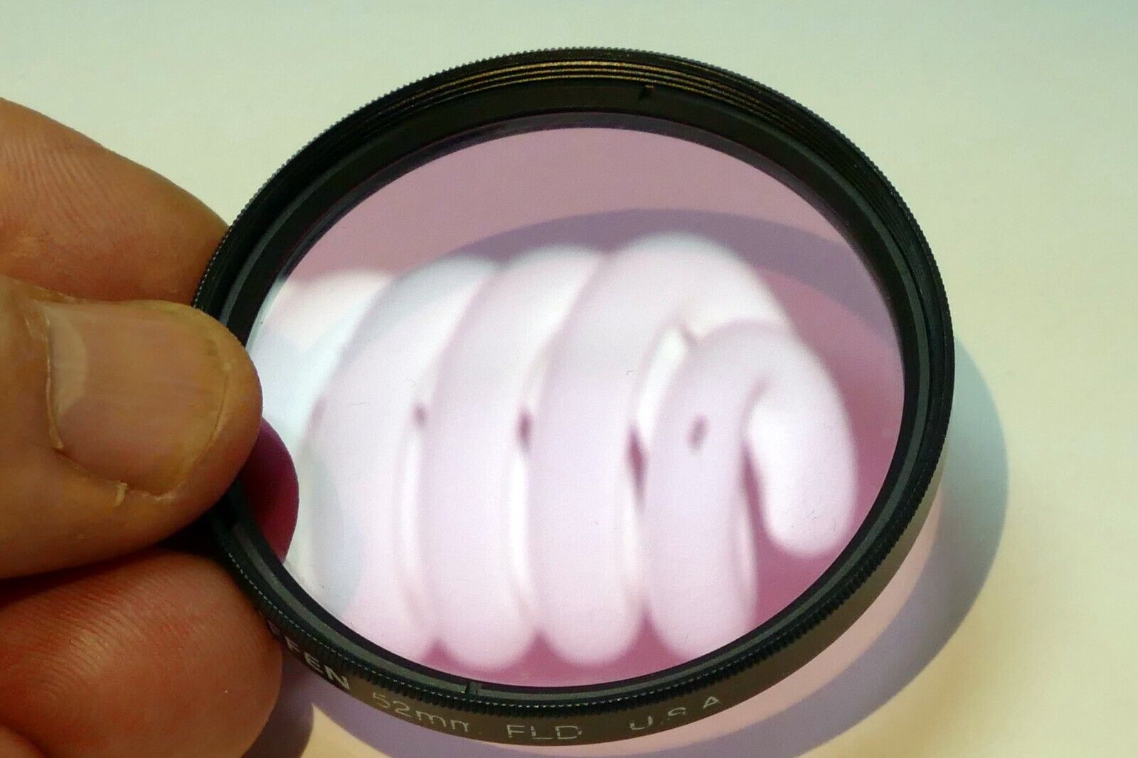 TIFFEN 52mm Filter FLD F-LD  made in USA Fluorescent for Daylight Film