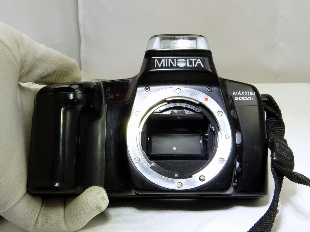 Minolta Maxxum 5000i 35mm SLR Film Camera AS IS parts repair