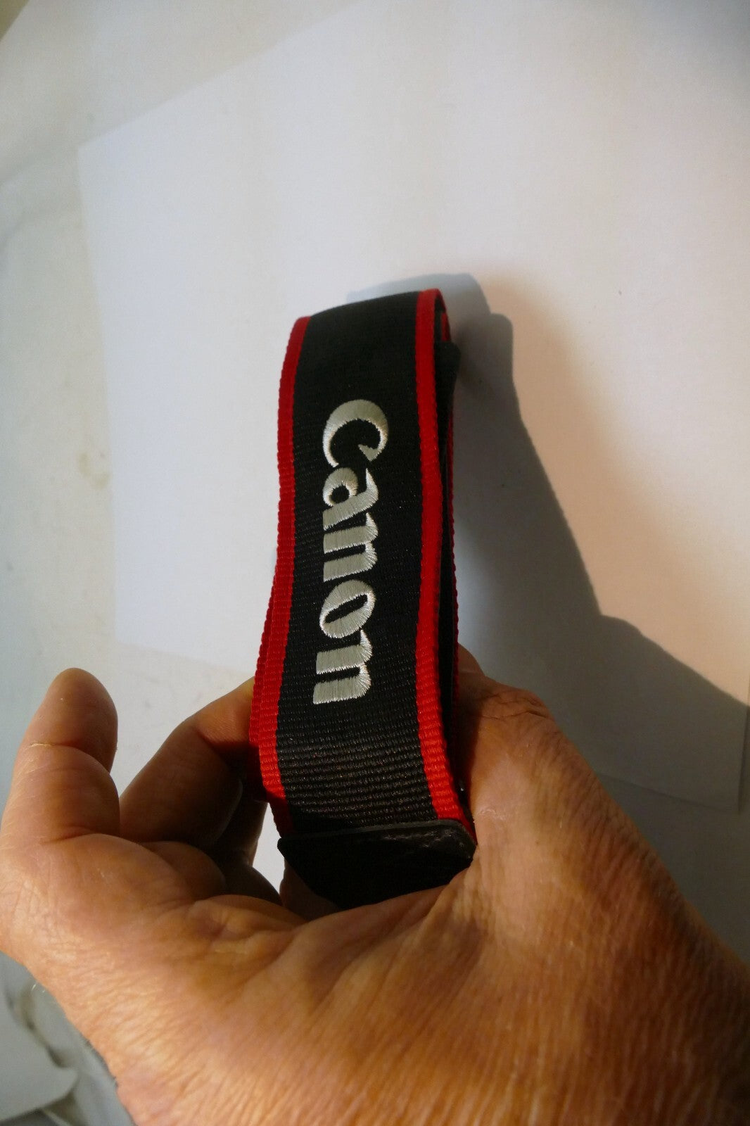 Canon EOS 80D Camera Neck Shoulder Strap Canvas Black/Red - Genuine OEM
