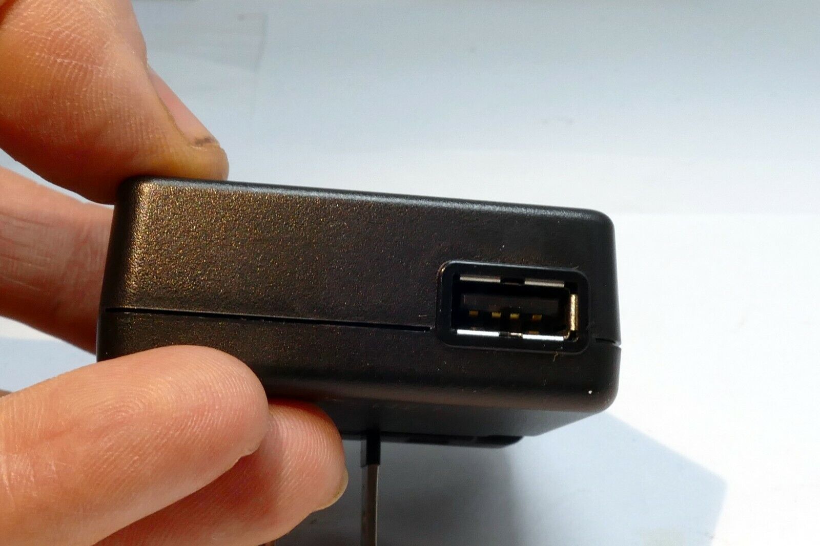 Nikon EH-70P AC USB battery charger adapter for Coolpix EN-EL19 Original OEM