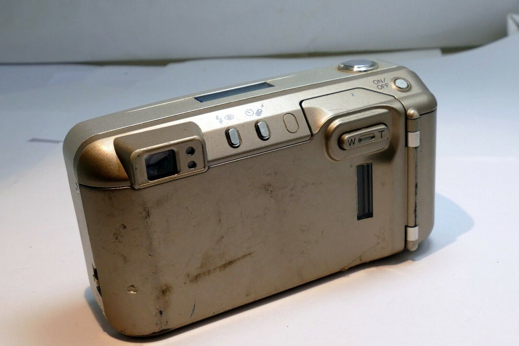 Minolta Freedom Zoom 125 QD 35mm Point & Shoot Film Camera AS found AS IS parts