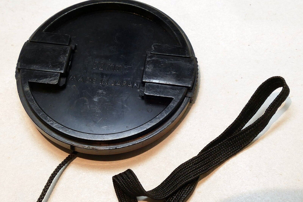 Sigma 52mm lens front cap (snap on type) with keeper string